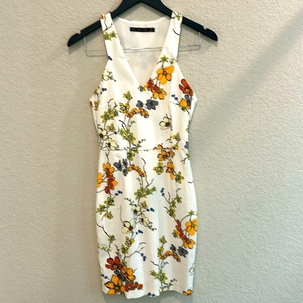 Zara mini floral dress size XS